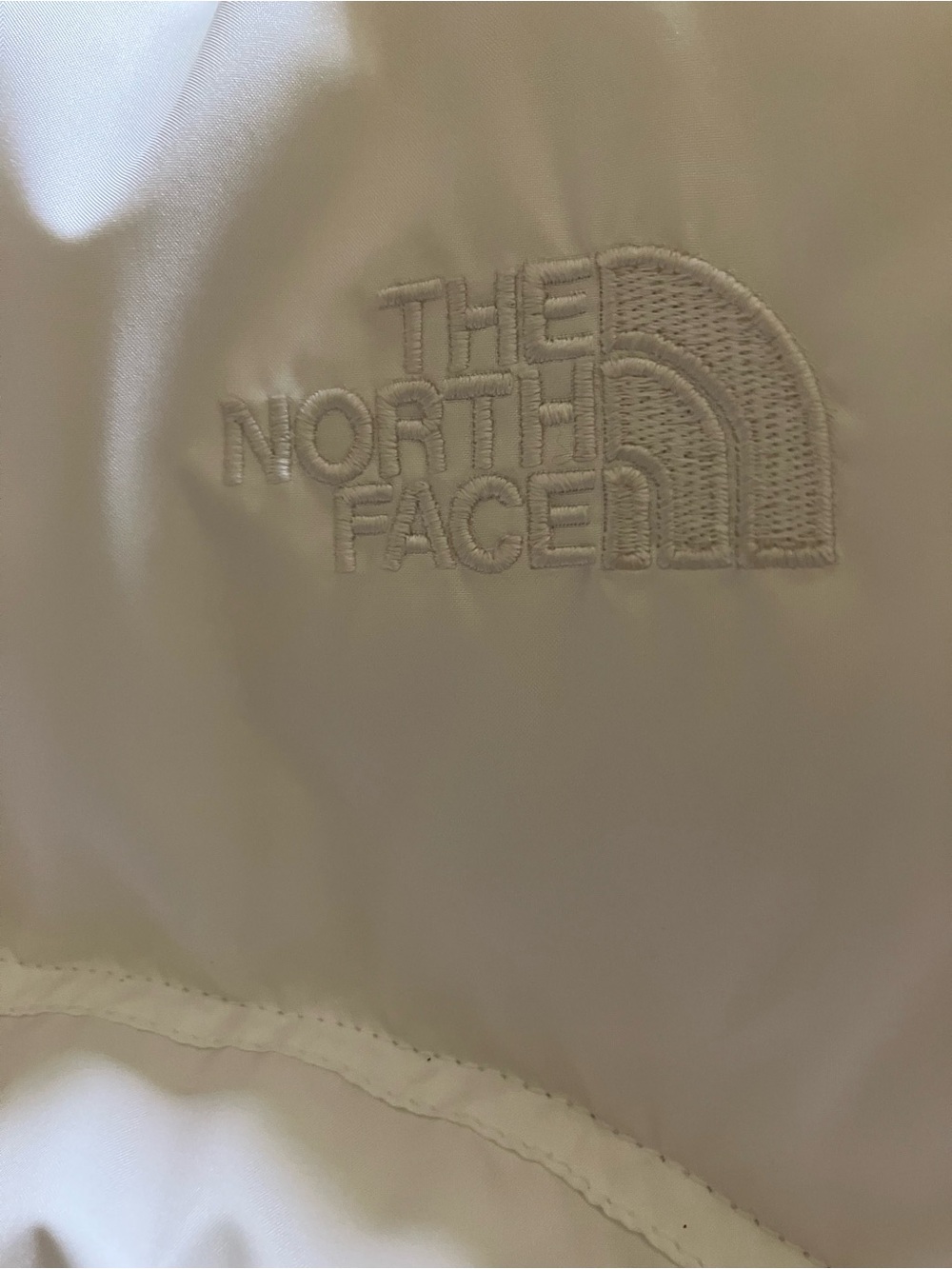 The North Face Womens Nuptse Jacket - Picture 8 of 8